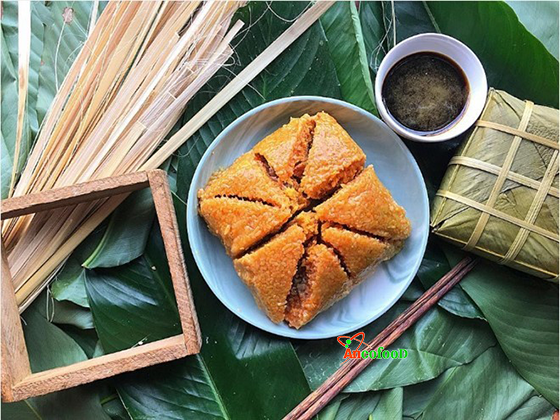 Bánh chưng gấc đỏ cho ngày Tết may mắn 