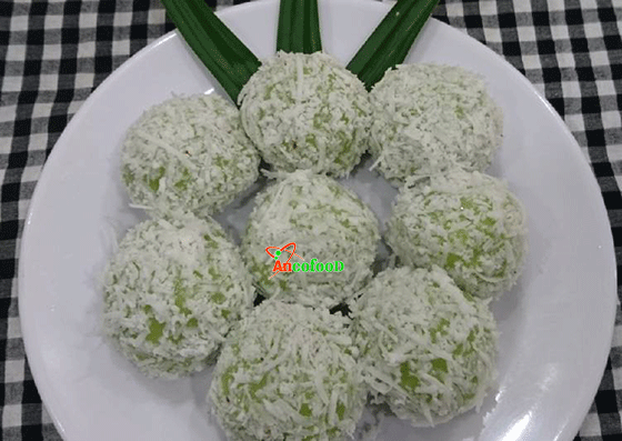 Hấp dẫn với món bánh nếp lá dứa cho ngày cuối tuần