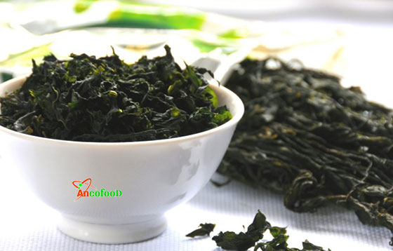 Rong biển là thức ăn giàu dinh dưỡng được sử dụng nhiều trong các bữa ăn của người Hàn Quốc thời tiền sử. Ngày nay, với sự phát triển của công nghệ, rong biển được chế biến dưới dạng phơi khô để giúp dễ dàng bảo quản và xuất nhập khẩu hơn. Trong đó không thể không nhắc đến rong biển nấu canh, loại thực phẩm không chỉ riêng gì ở Hàn Quốc mà nhiều quốc gia đều ưa thích.   Tại Việt Nam sản phẩm này cũng đã bắt đầu được sử dụng, nhiều người tin tưởng sử dụng. Nắm bắt được nhu cầu của người tiêu dùng, Ancofood nhập rong biển ăn liền từ Hàn Quốc để đảm bảo chất lượng của sản phẩm thơm ngon hấp dẫn. 