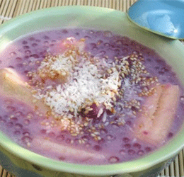 Thơm ngon khó cưỡng với món chè bột khoai lang tím 